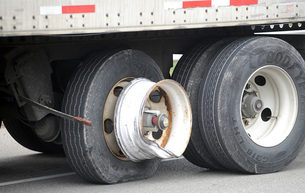 Jacksonville Road Service (904) 389-7233 24/7 Tire Service